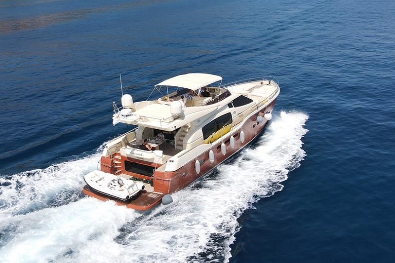 Ferretti-69 Ferretti-69