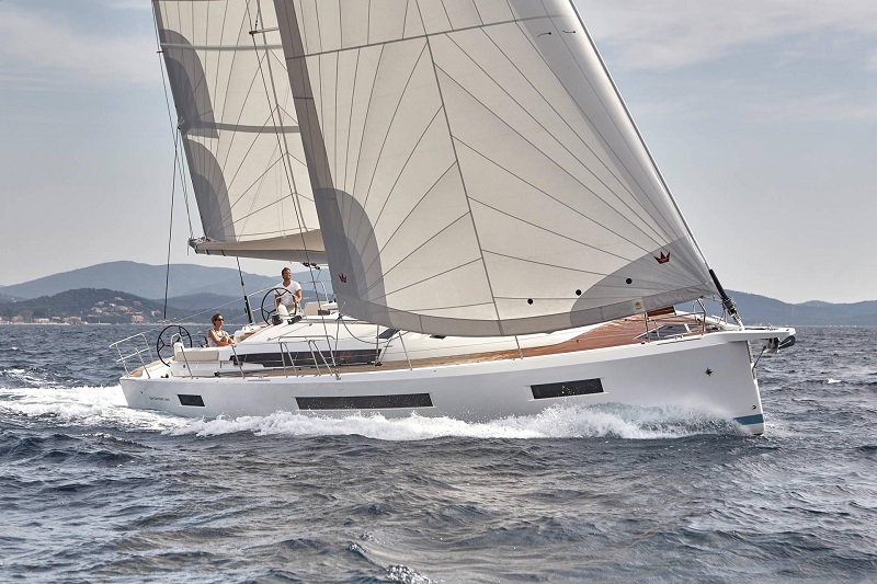 Sun-Odyssey-490_sailing_5250