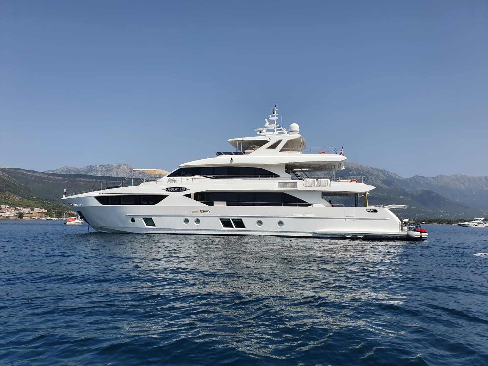 Majesty 110 Exterior