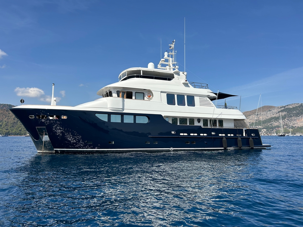 Bandido 90 - Main Exterior